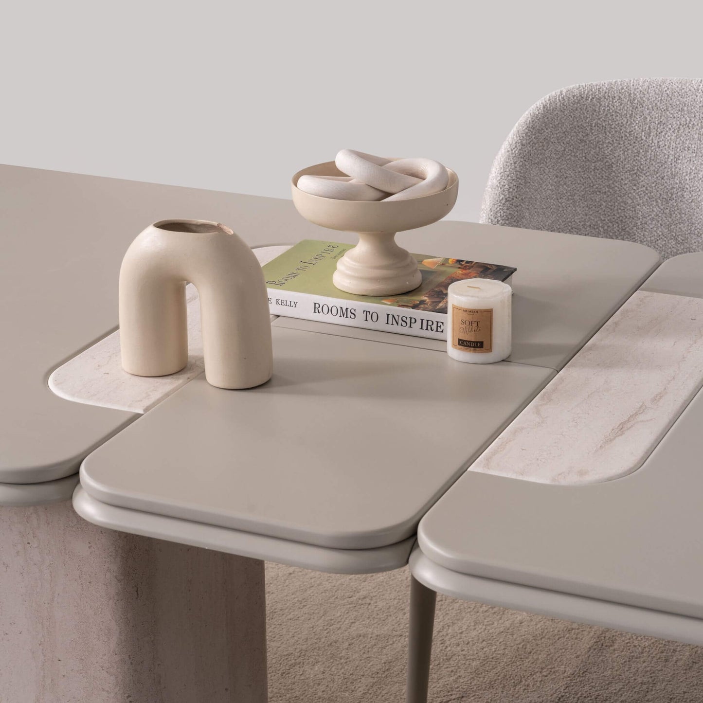 Modern sandalyeli ve benchli Enna yemek masası