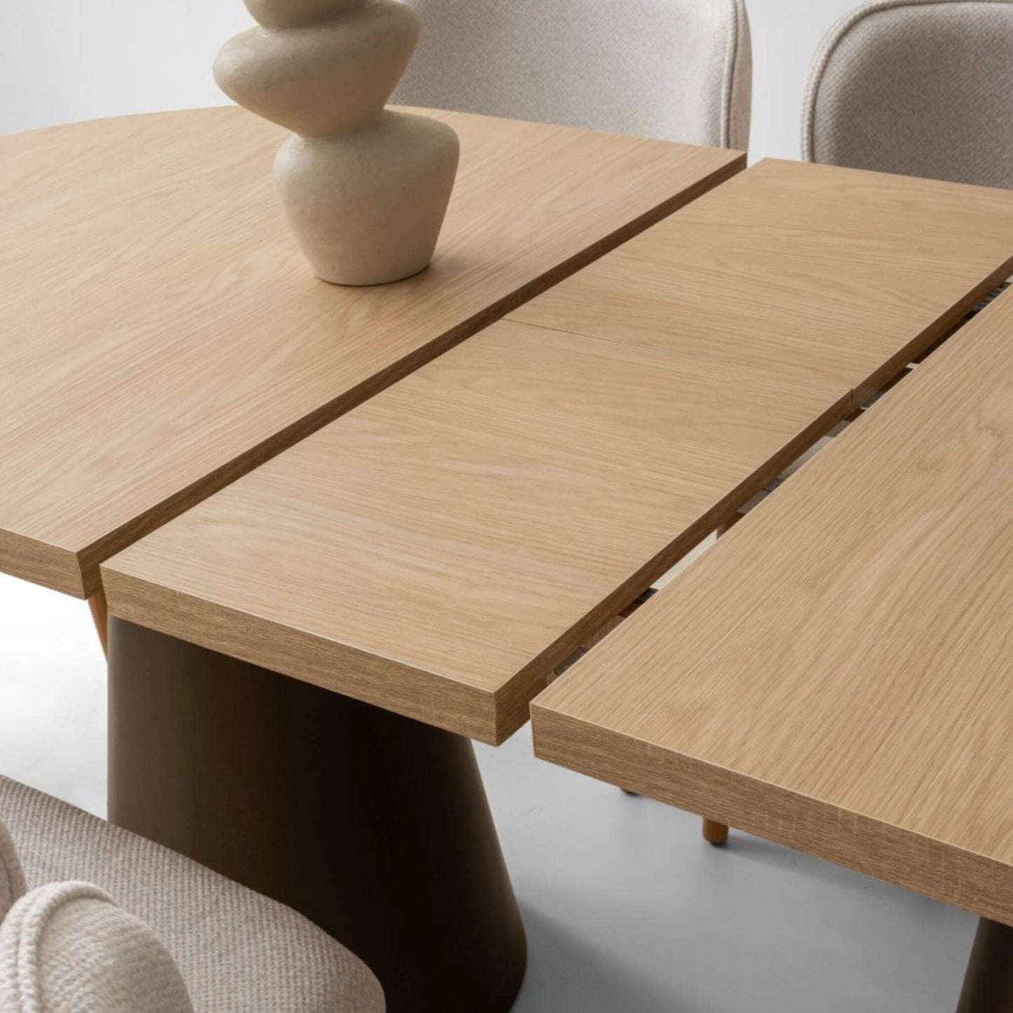 Casa Da Noir Newton yemek odası takımı, meşe konsol ve açılır yemek masası tasarımı