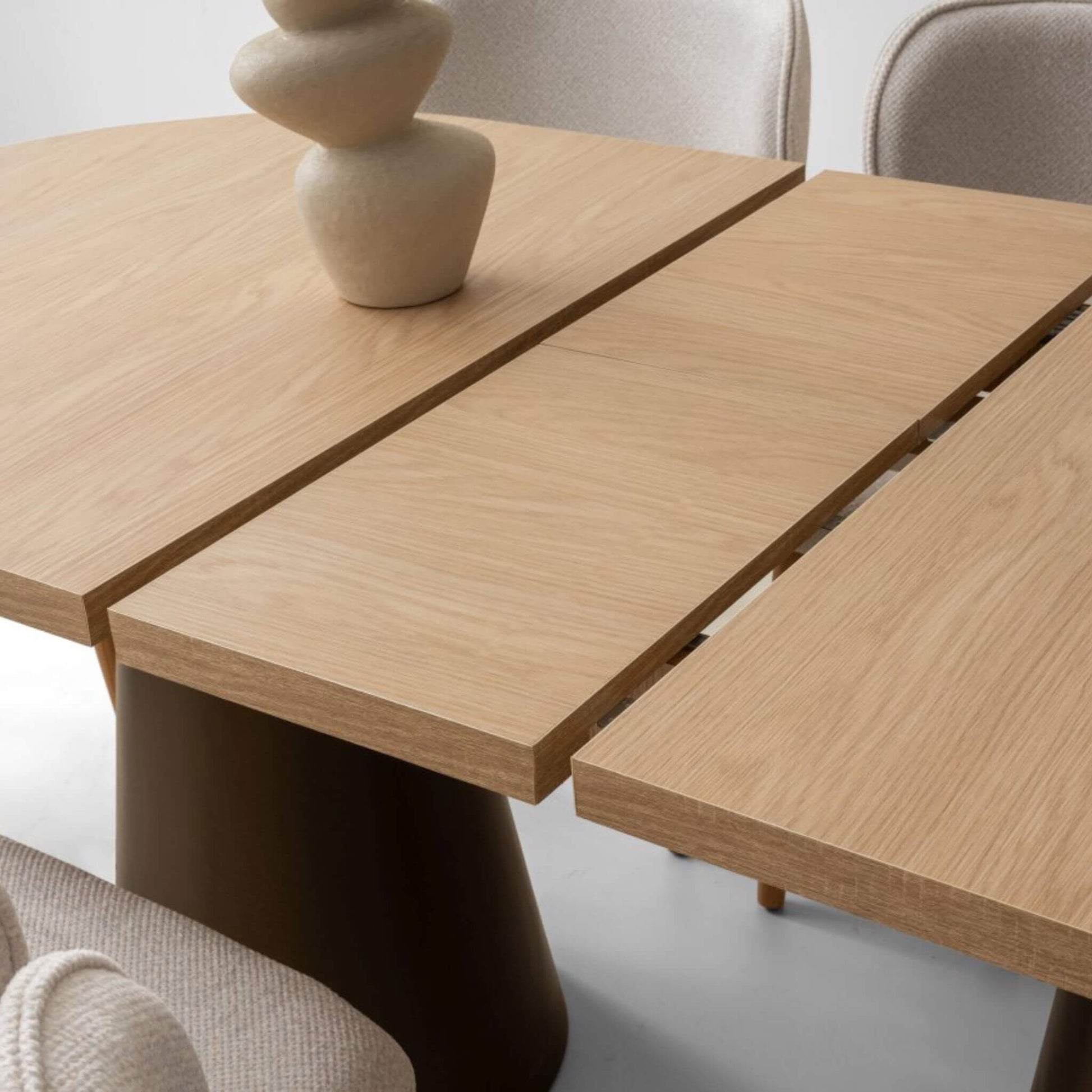 Casa Da Noir Newton yemek odası takımı, meşe konsol ve açılır yemek masası tasarımı