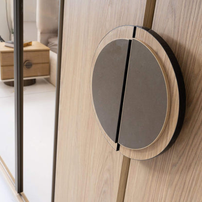 Pegasus Yatak Odası Takımı – Doğal Meşe Dokusu ve Yuvarlak Formların Modern Yorumu