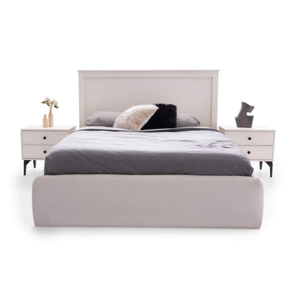 Piano Yatak Odası Takımı – Modern Beyaz Minimalizm ve Zarif Geometrik Çizgiler