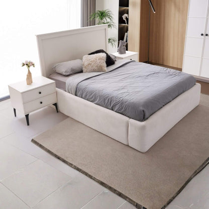 Piano Yatak Odası Takımı – Modern Beyaz Minimalizm ve Zarif Geometrik Çizgiler