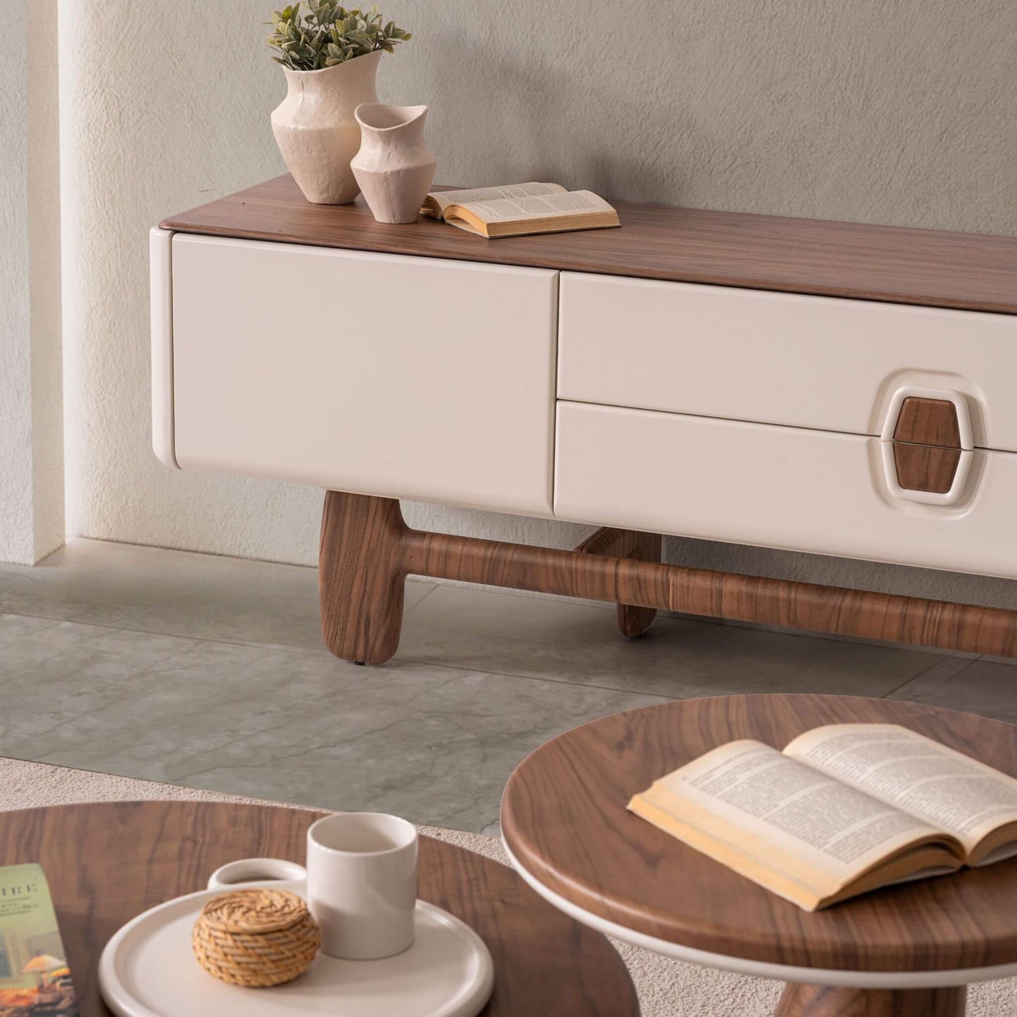 Casa Da Noir Salda TV ünitesi ön görünüm