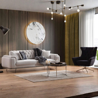 Casa Da Noir markalı modern koltuk takımları, gold detaylı berjer koltuk ve üçlü koltuk tasarımıyla sofistike bir mobilya dekorasyon anlayışı sunar.
